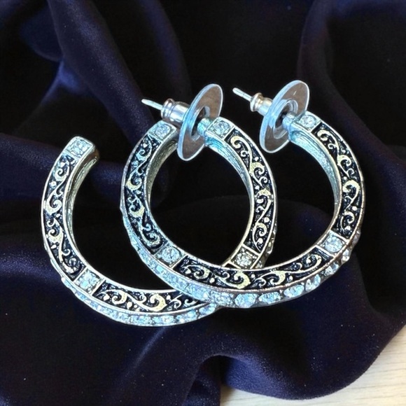 Elegant Black and Gold Tone Rhinestone Hoop Earrings. - Picture 6 of 8